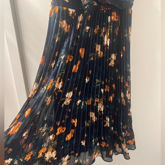 Pleated Floral Dress with Adjustable Straps - Picture 3 of 5